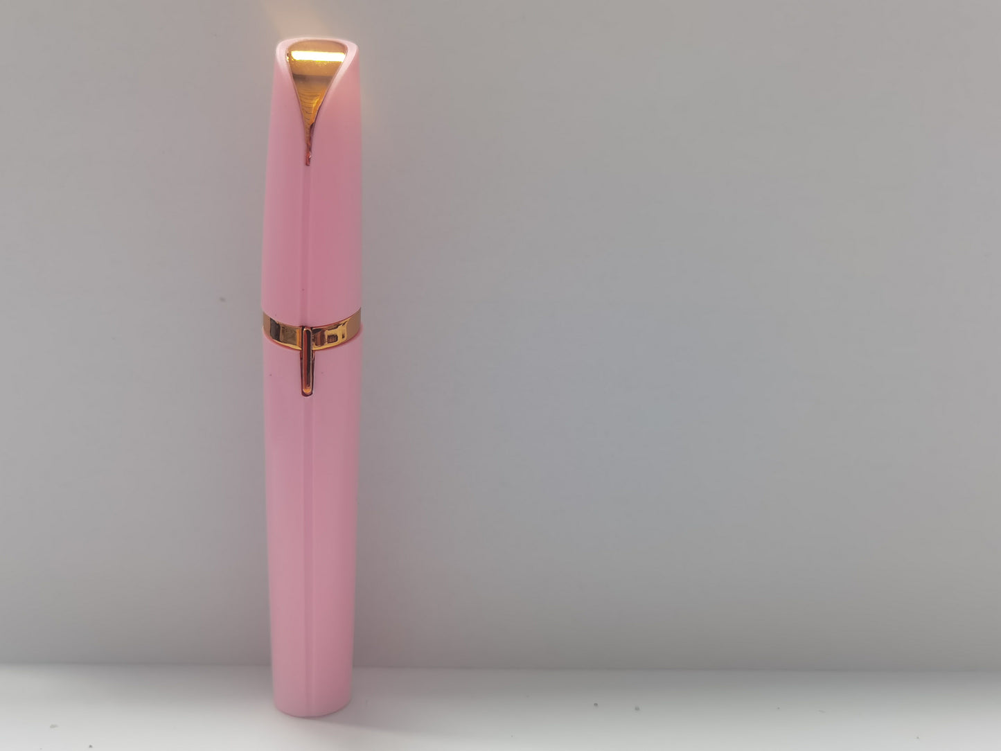 Mini Electric Eyebrow Trimmer Pen – Painless Hair Remover with LED Light for Brows & Face