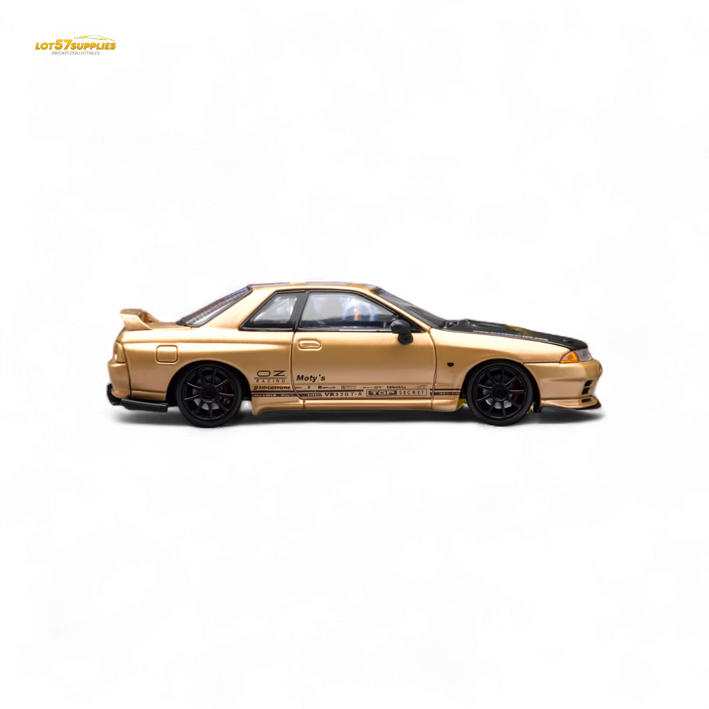 Focal Horizon Skyline GT-R R32 Top Secret Gold 1:64