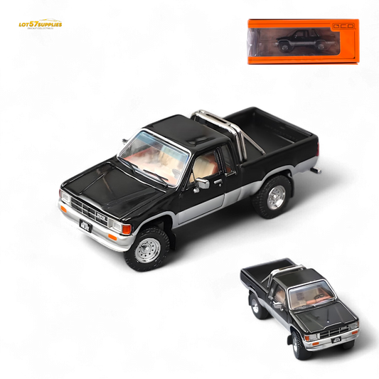 GCD Toyota Hilax SR5 in Black silver 1:64 KS-062-515