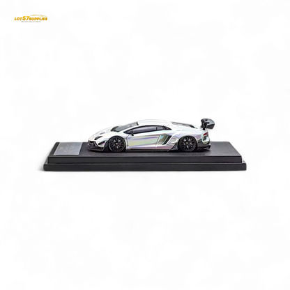 Star Model Aventador LBWK LP700-4 Chrome Rainbow White 1:64